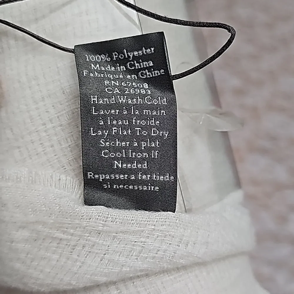 Vince Camuto Cozy Scarf NIB